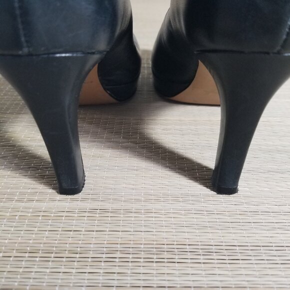 Clarks Artisian Womens 7 M Navy 3" Heel Platform Pumps Round Toe Leather Shoe - Picture 10 of 16